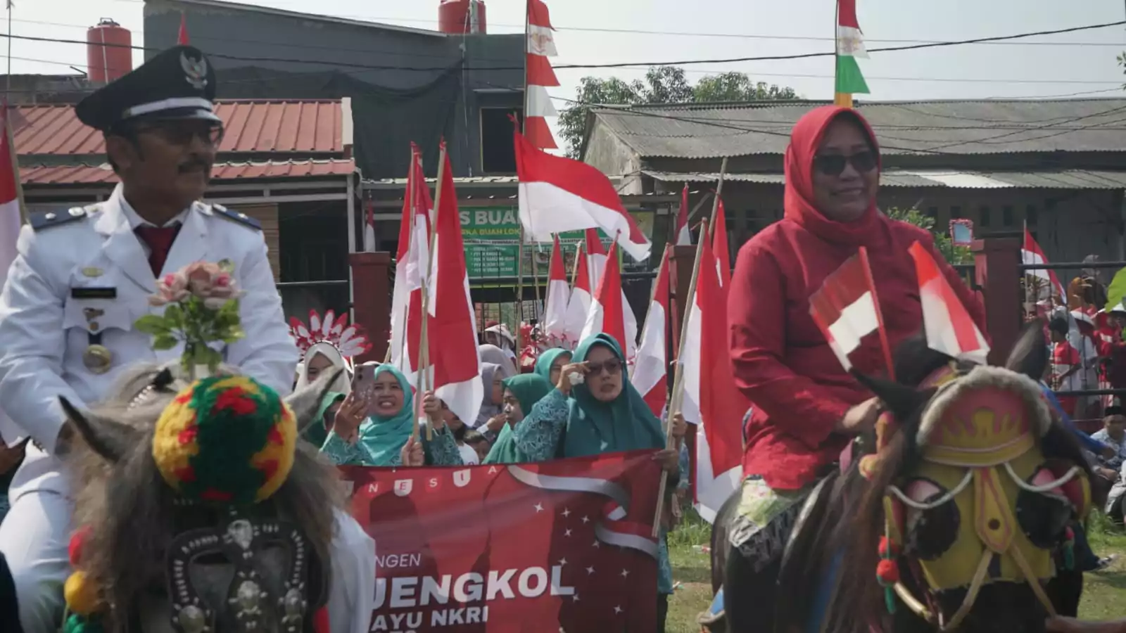 Desa Cijengkol Raih Gelar Juara Karnaval HUT RI ke-79 Tingkat Kecamatan Setu